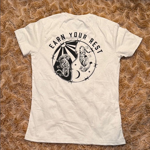 The Lift Box Classic White Men’s T-Shirt size S - Picture 7 of 9